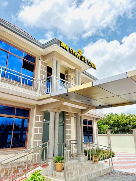 BBM Executive Lodge